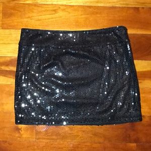 FOREVER 21 Black Sequined Mini Skirt